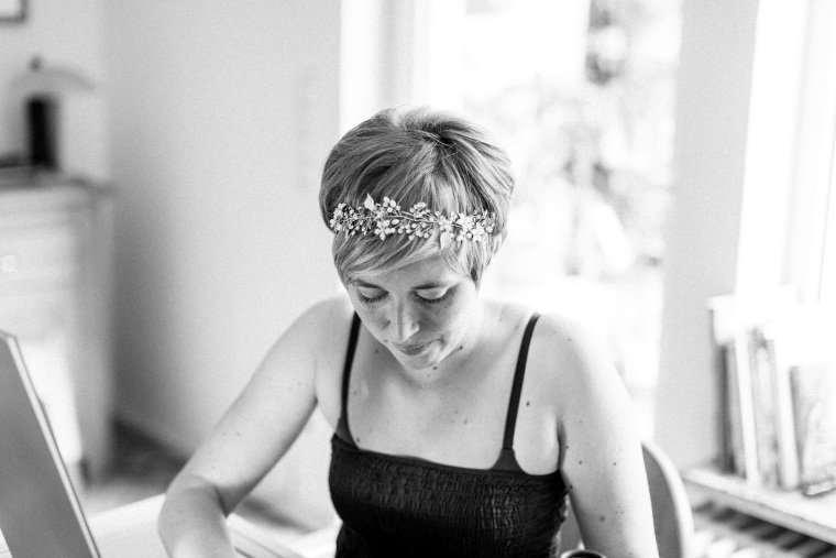 Hochzeitsfotograf-Pfalz-Karlsruhe-Hochzeitsfotos-Klingenmünster-Boechingen-06-Getting-Ready-Braut