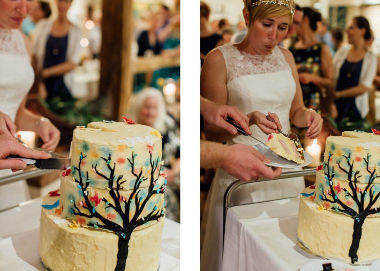 Hochzeitsfotograf-Pfalz-Karlsruhe-Hochzeitsfotos-Klingenmünster-Boechingen-37-Hochzeitstorte